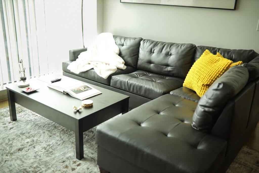 Apartamento Beautiful High Rise In Sunny La *